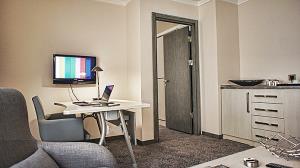 5405 KOZA SUITE HOTEL