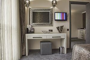 5405 KOZA SUITE HOTEL