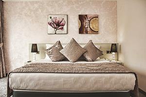5405 KOZA SUITE HOTEL
