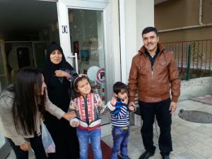 812 مبتسمي الوجه